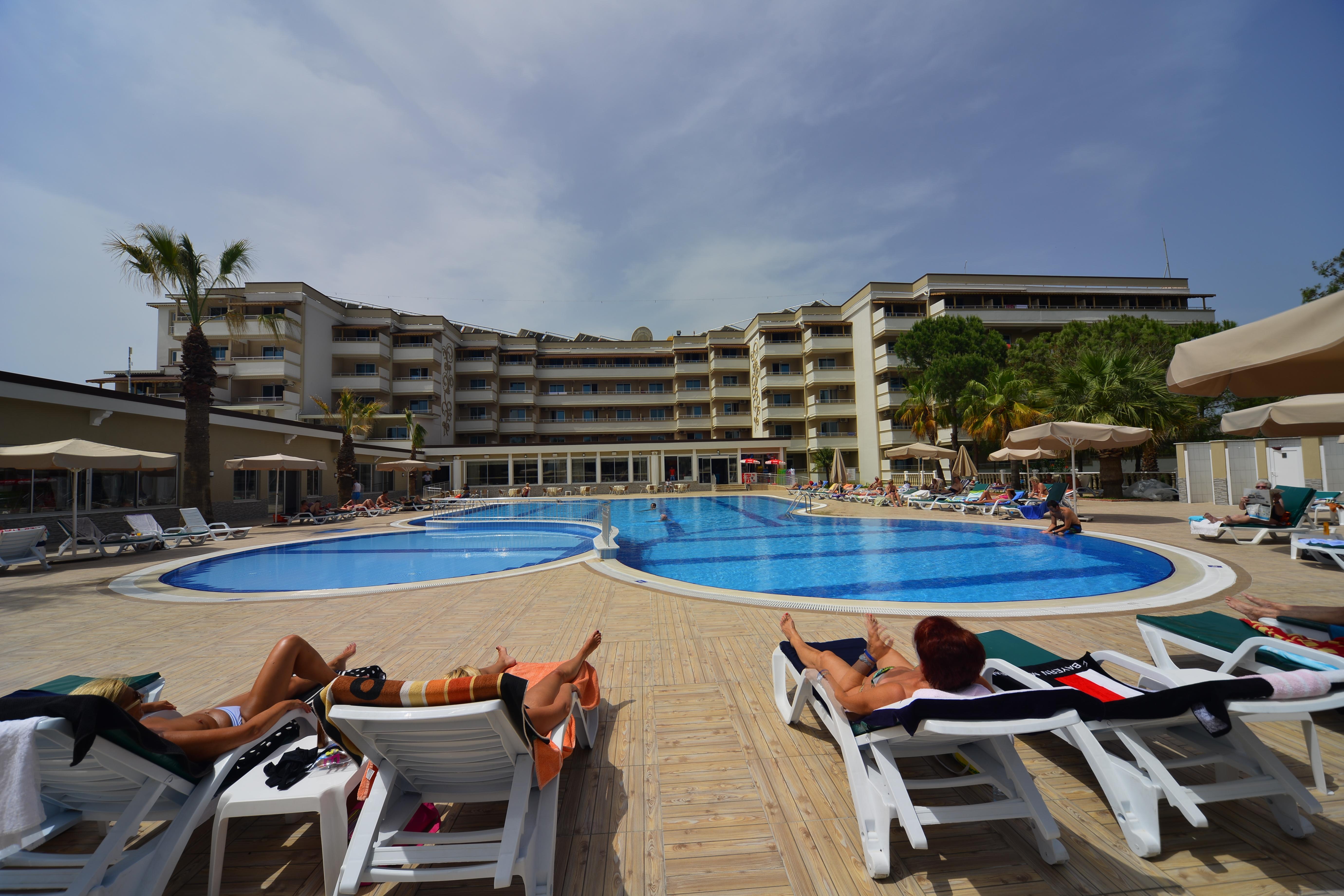 Linda Resort Hotel Side Esterno foto